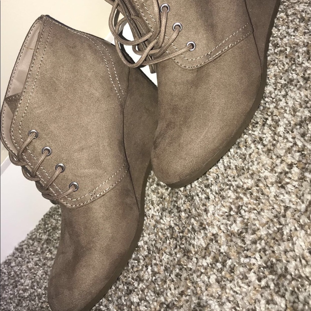 Wedge Shoe